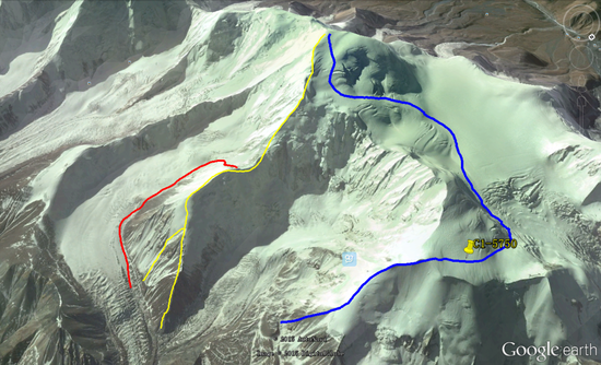 2015年8月7日上午09:13分,青海省果洛州阿尼玛卿雪山