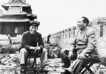 建国后大量拆毁北京古建筑 毛泽东为何三顾故