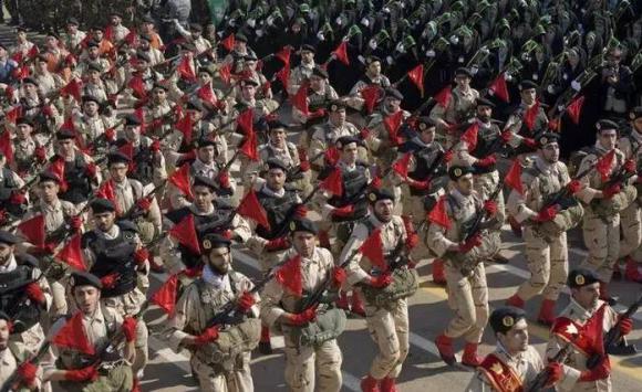 让美军下跪投降 伊朗革命卫队是党卫军还是国防军