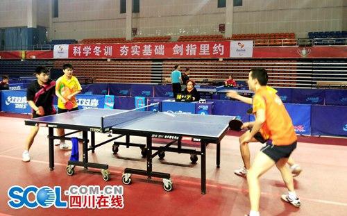 中国残奥会乒乓球队成都备战里约残奥会 对抗