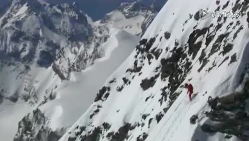 震惊!极限滑雪牛人从阿尔卑斯垂直滑行600米